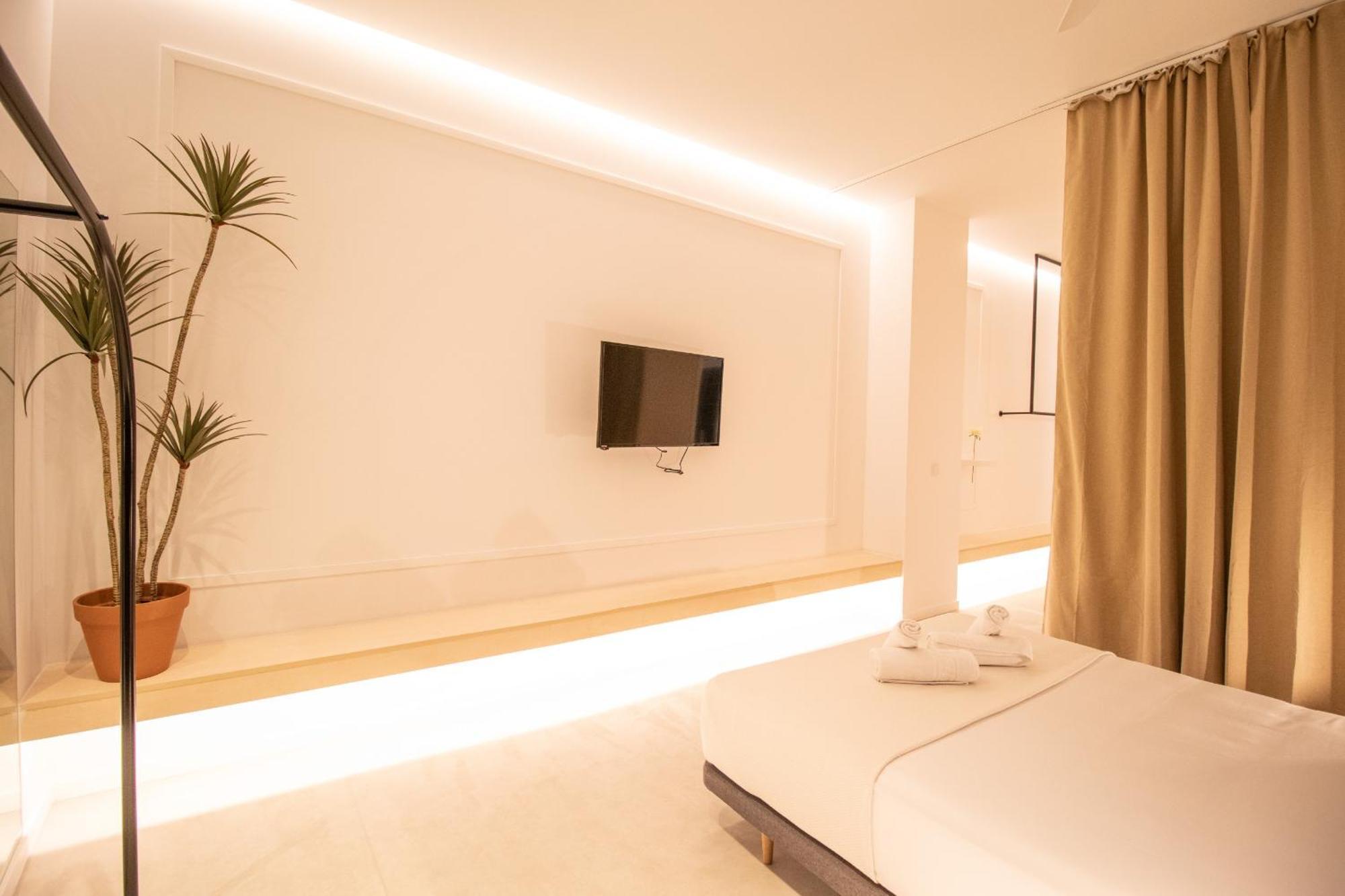 Breathe Apartments By Concept Flats บาเลนเซีย ภายนอก รูปภาพ