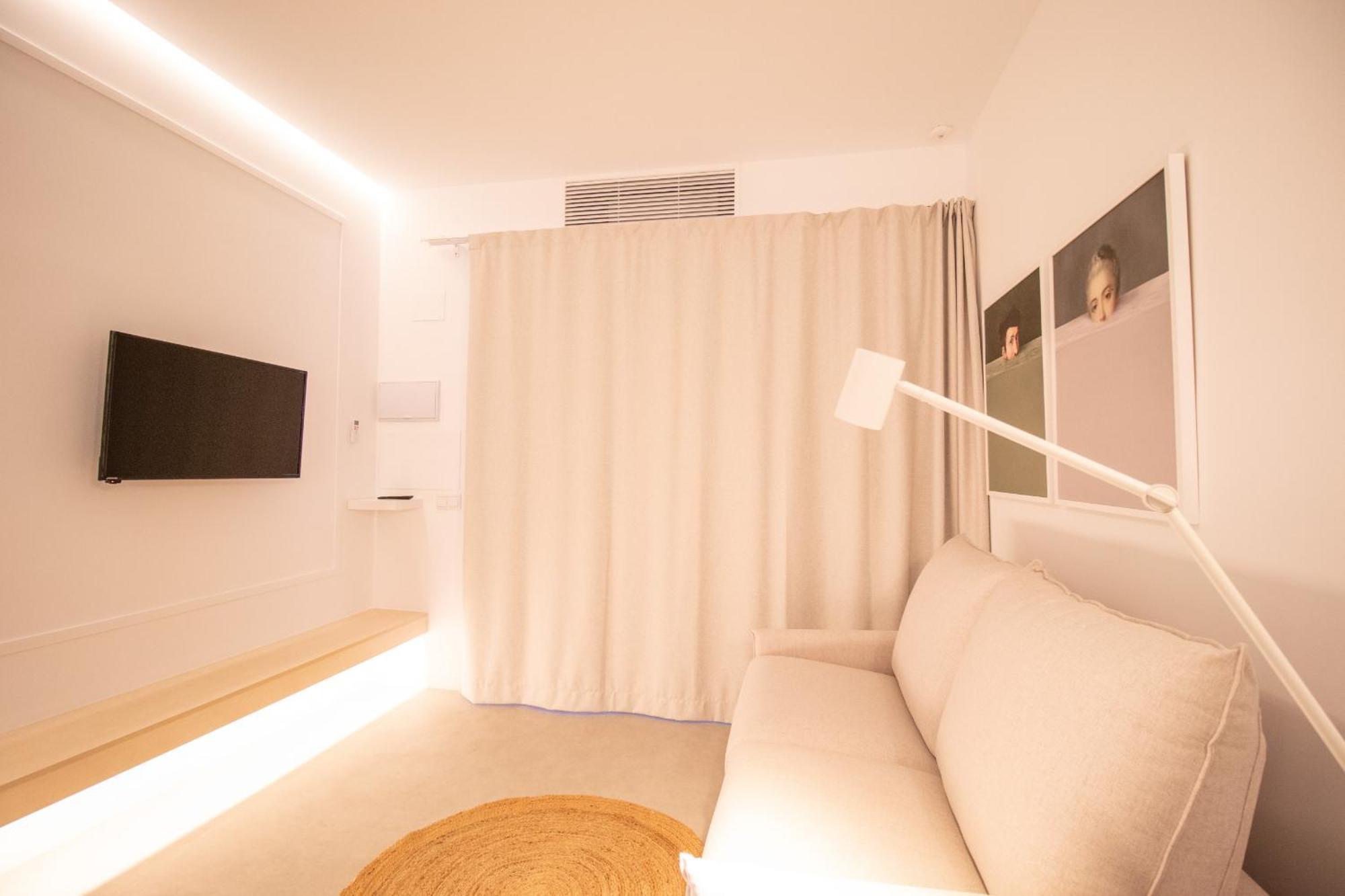 Breathe Apartments By Concept Flats บาเลนเซีย ภายนอก รูปภาพ