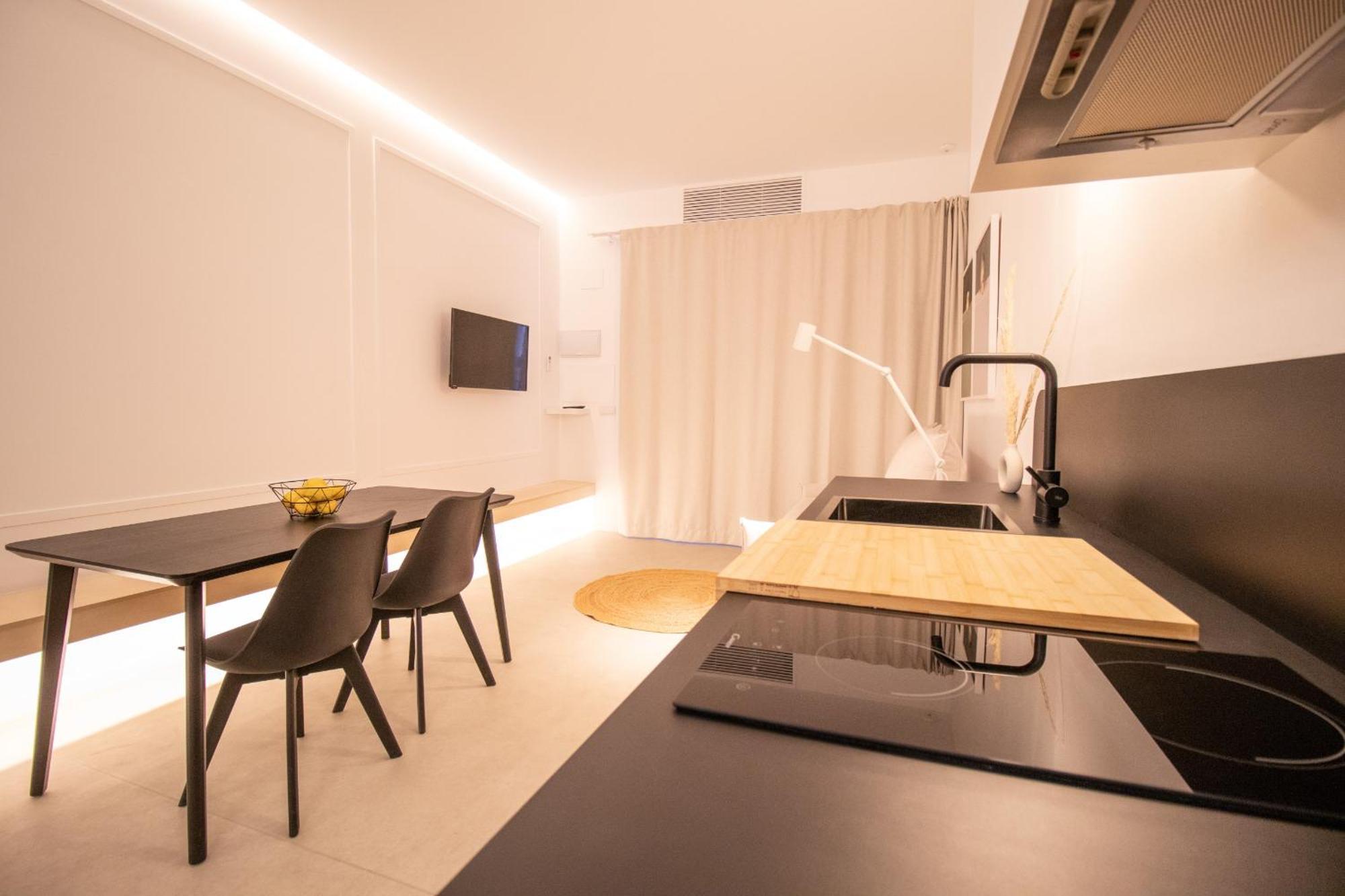 Breathe Apartments By Concept Flats บาเลนเซีย ภายนอก รูปภาพ